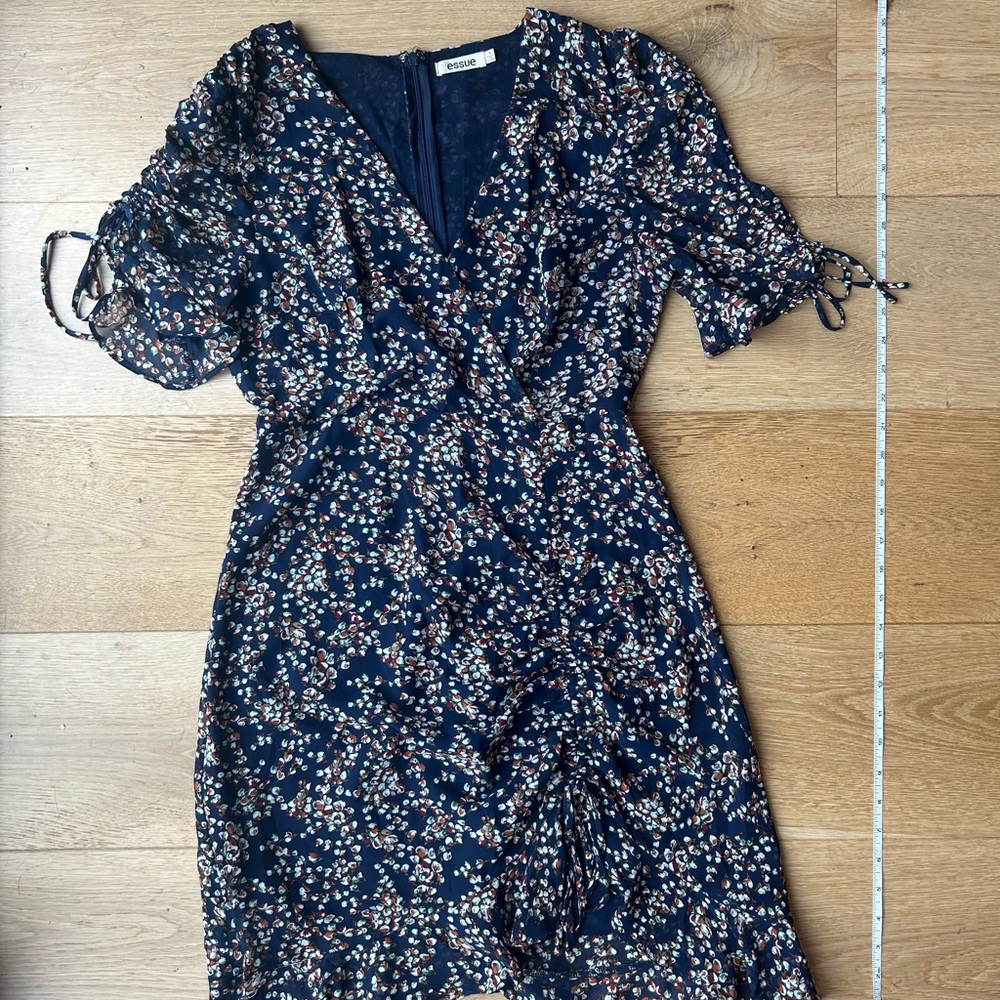 Essue Blue and White Puff Sleeve Sundress